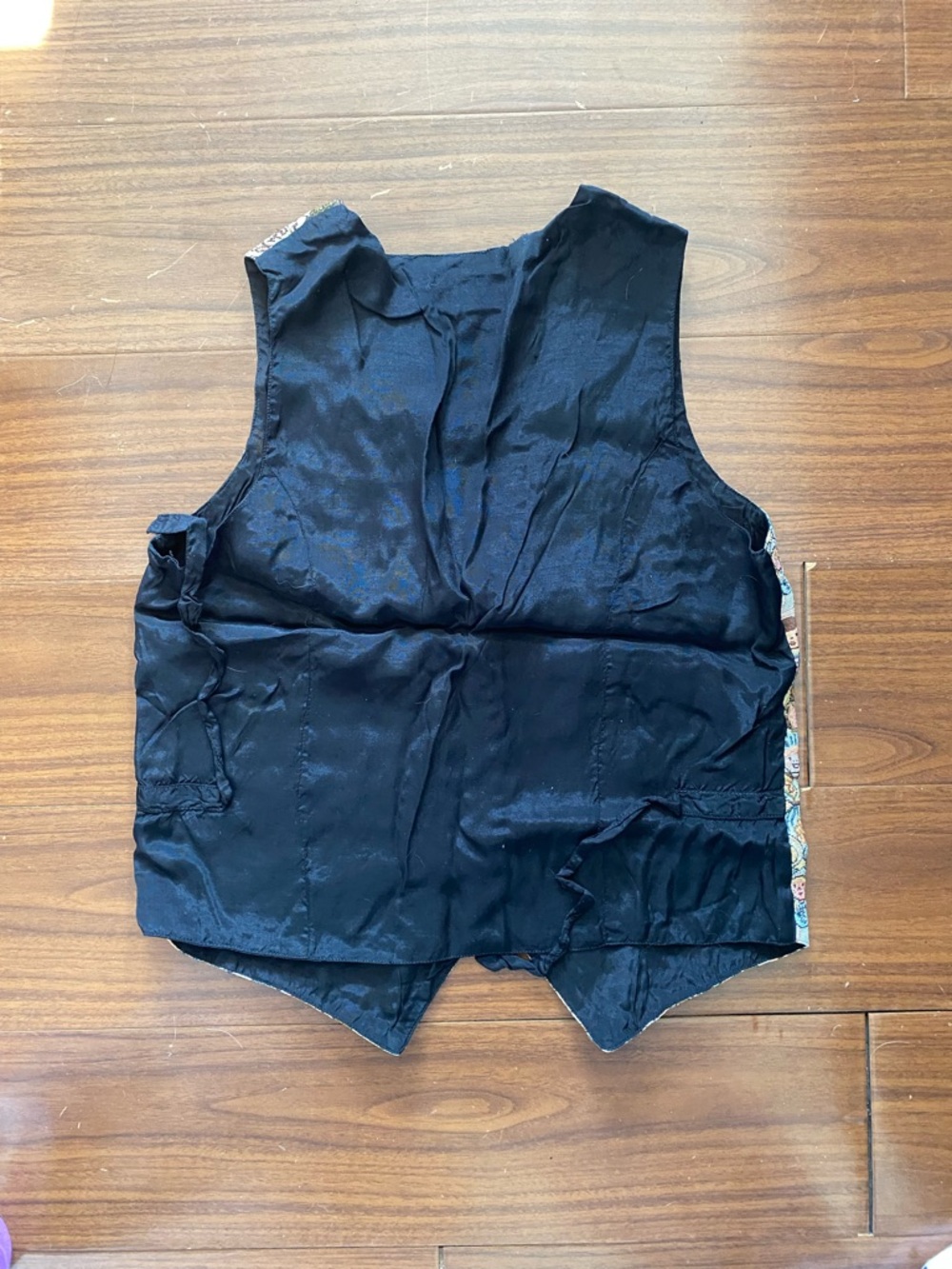 Pioko Funky Pattern Vest - Picture 4 of 4